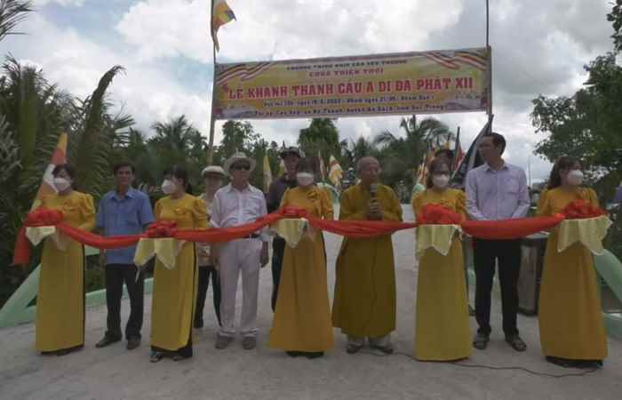  Hòa thượng Thích Minh Hạnh đã vận động xây dựng gần 500 cầu bê tông (03-07-2022)